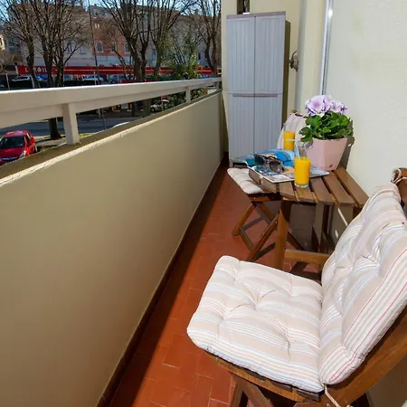 Point - Two Bedroom With Balcony Apartment